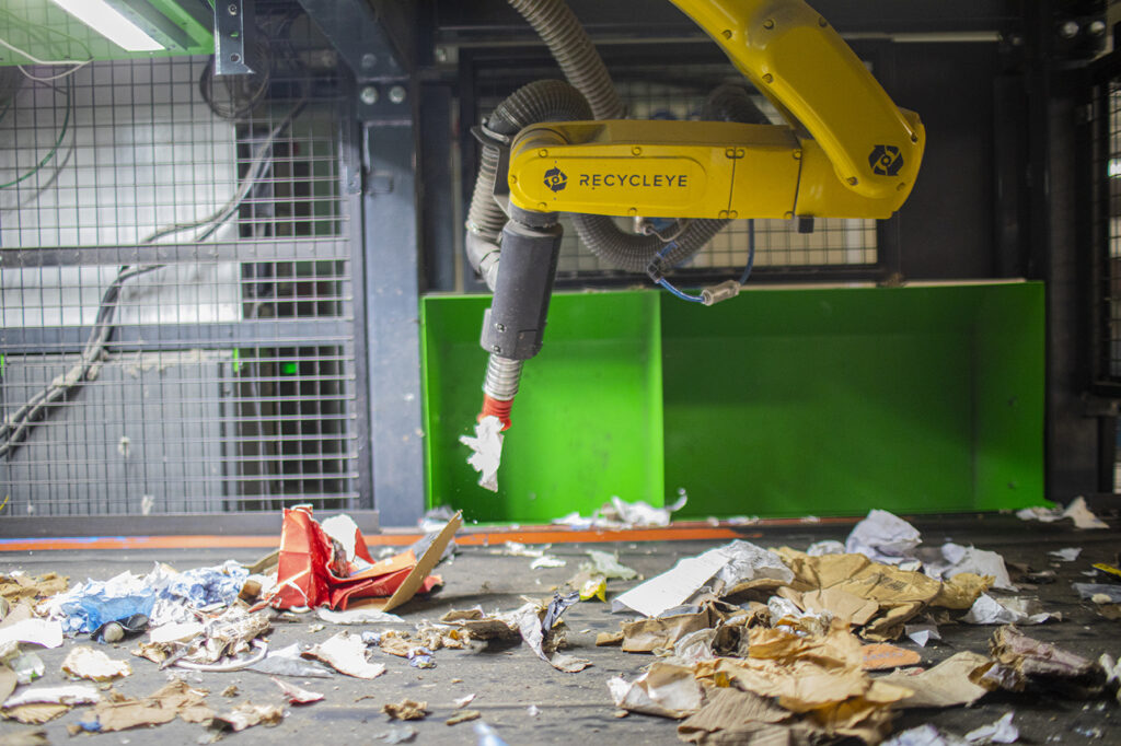 waste sorting robot